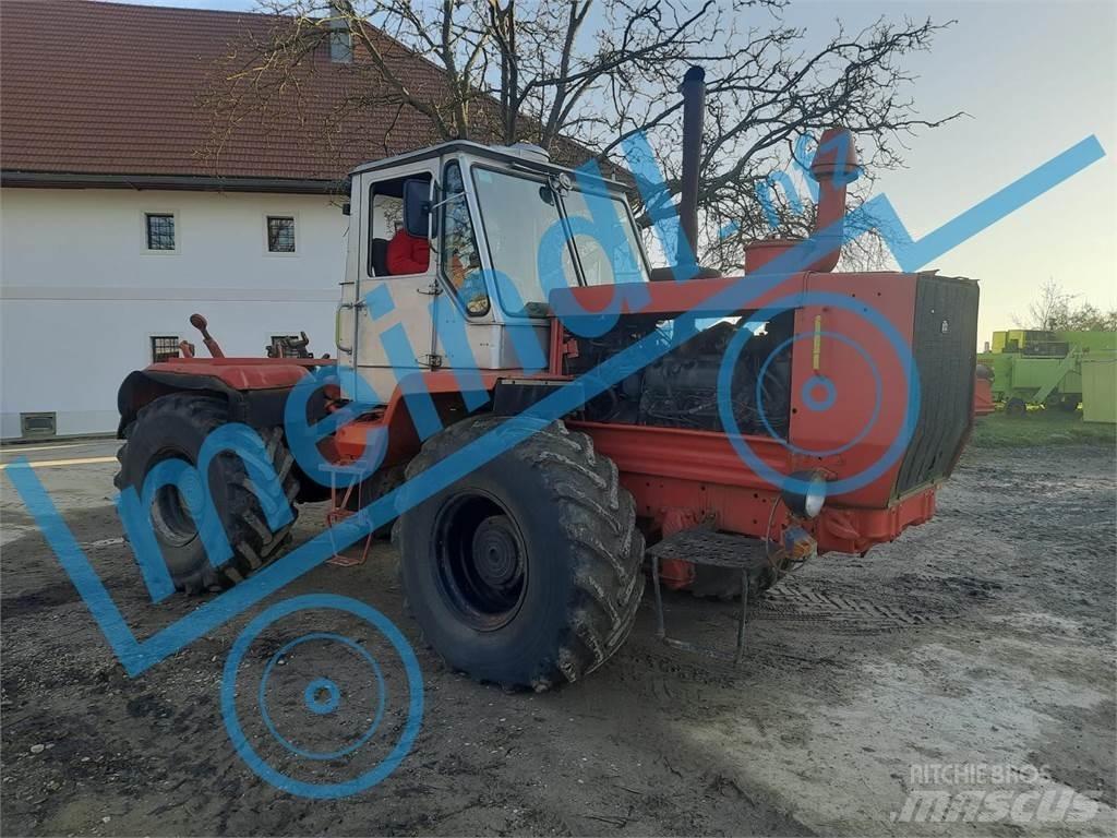 Charkow T 150 Traktoren