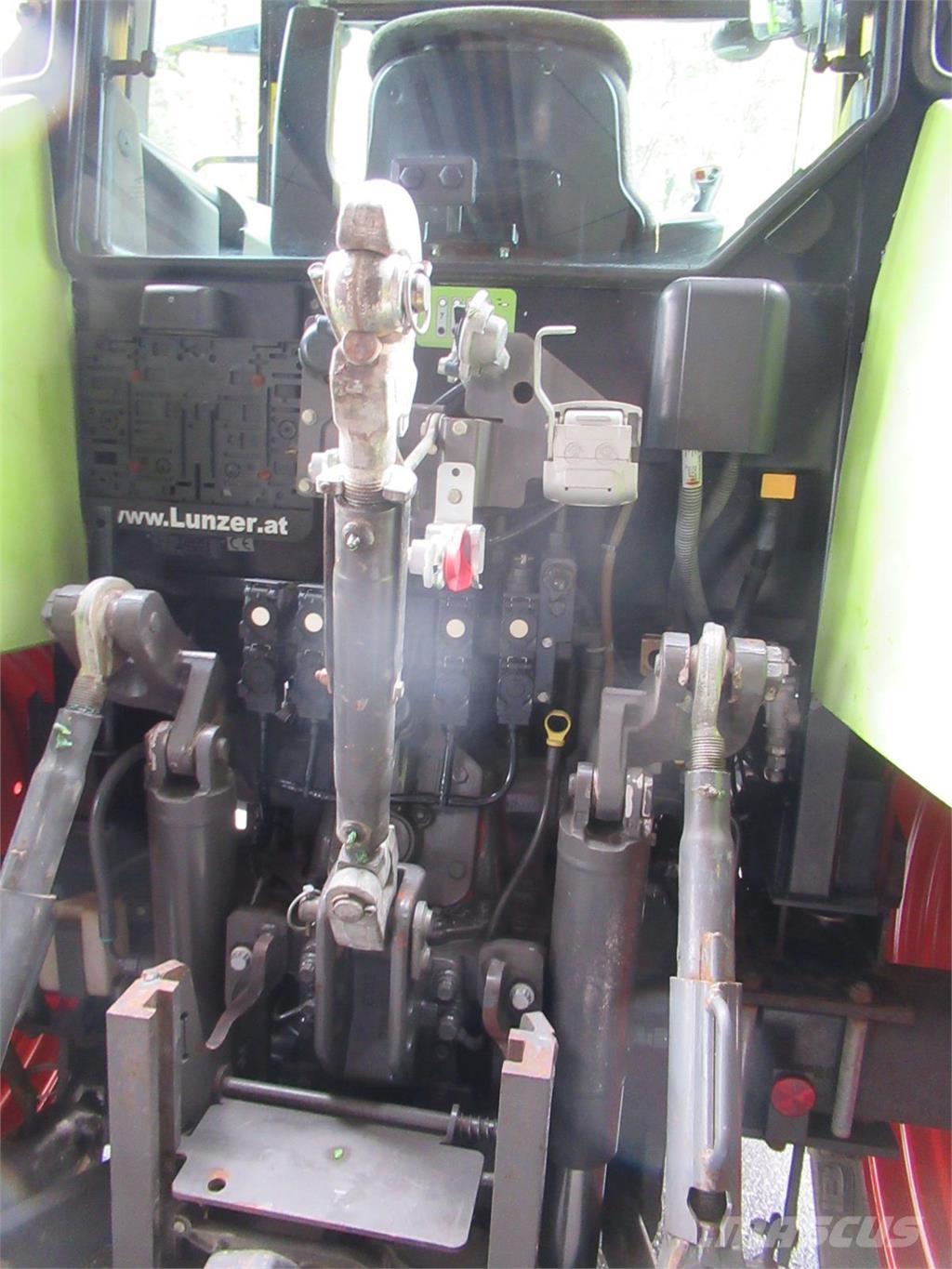 CLAAS Arion 410 Traktoren