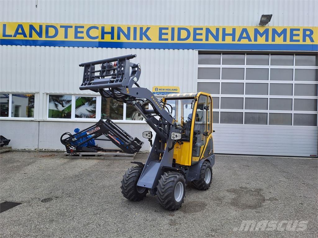Eurotrac W 11 Hoflader