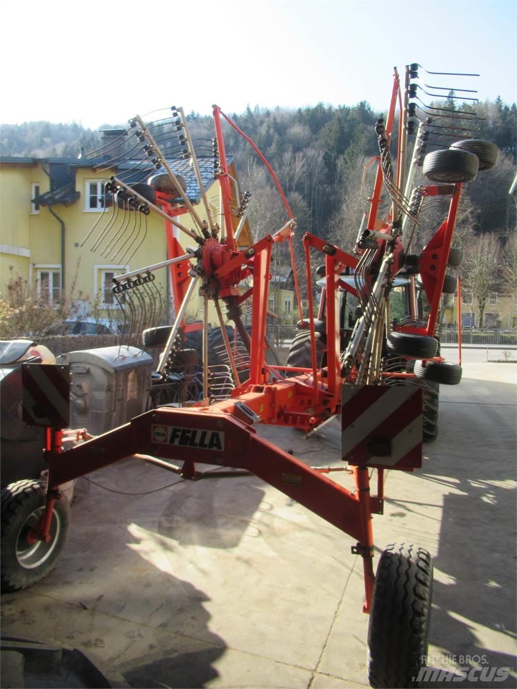 Fella TS 800 Schwader