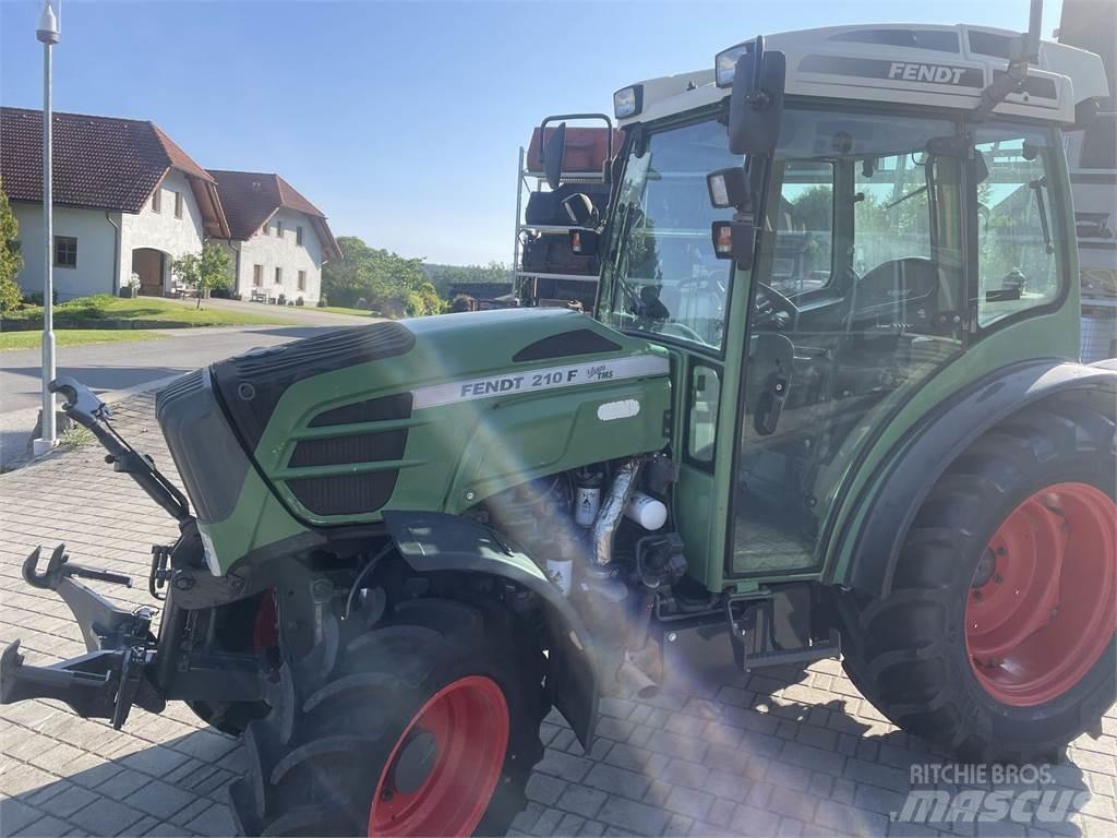 Fendt 210 F Profi Traktoren