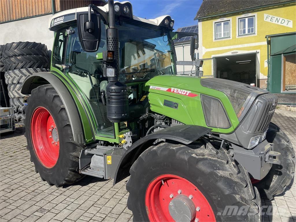 Fendt 210 Vario Traktoren