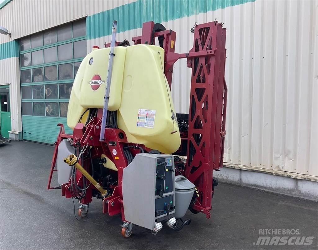 Hardi MEGA 1200 Anhängespritzen