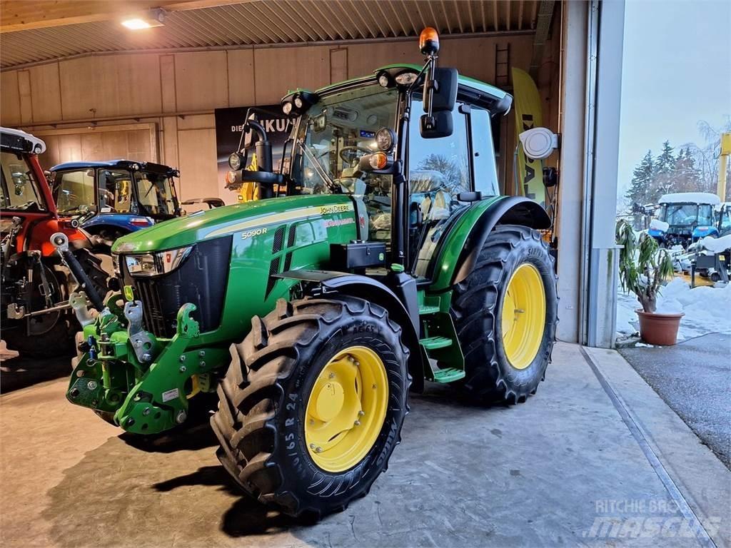 John Deere 5090 R Traktoren