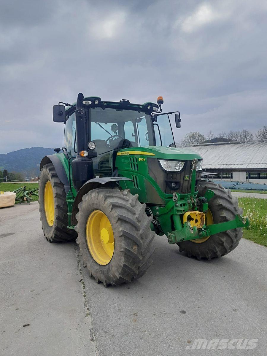 John Deere 6130R Traktoren