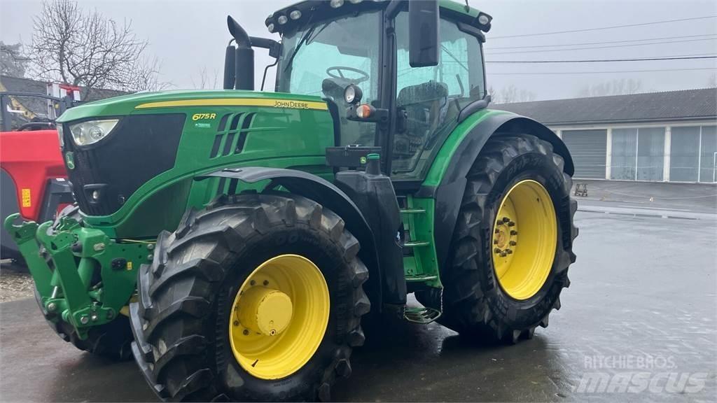 John Deere 6175R Traktoren