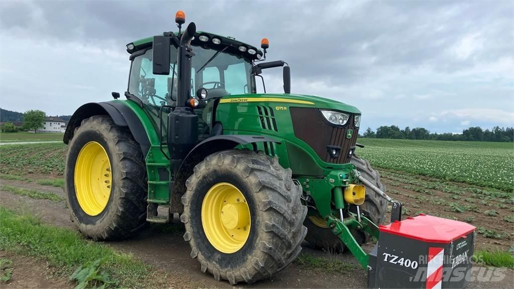 John Deere 6175R Traktoren