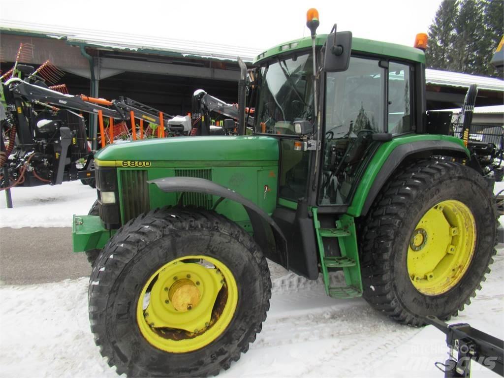 John Deere 6800 Traktoren