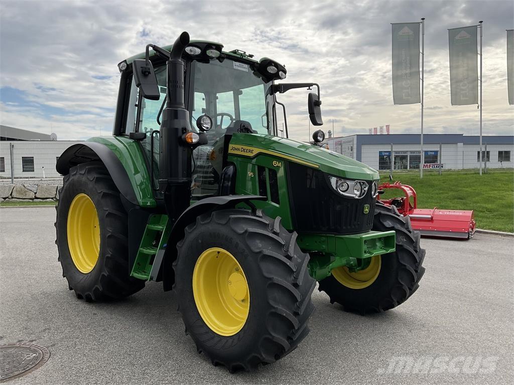 John Deere 6M 95 Traktoren