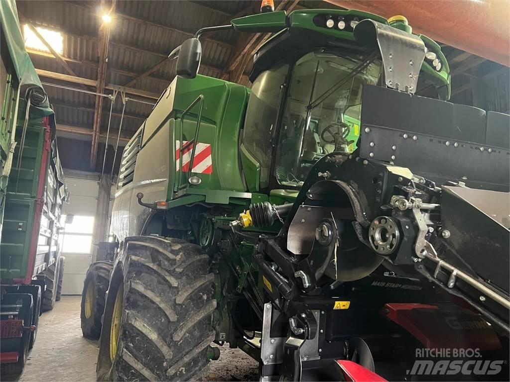 John Deere T670 Mähdrescher