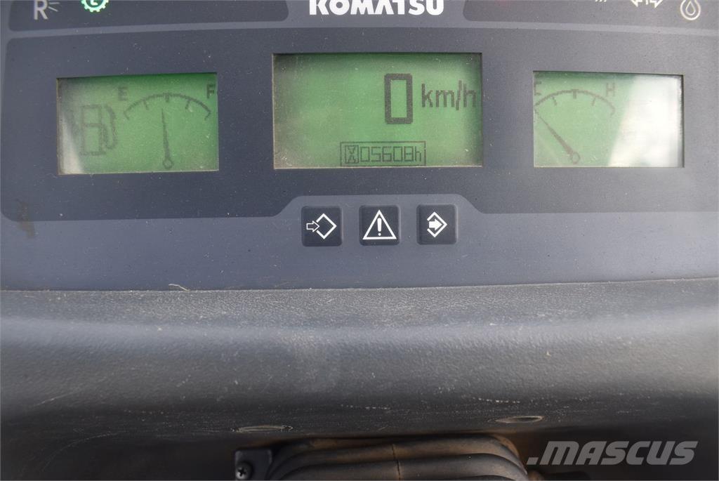 Komatsu WA100M-7 Radlader