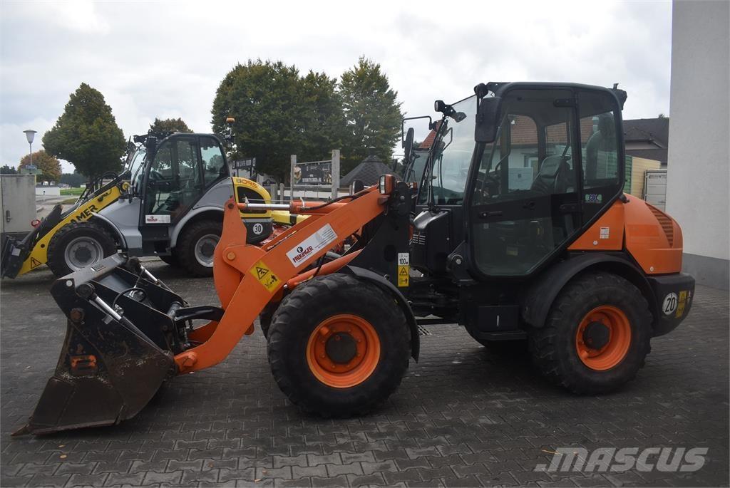 Komatsu WA70-7 Radlader