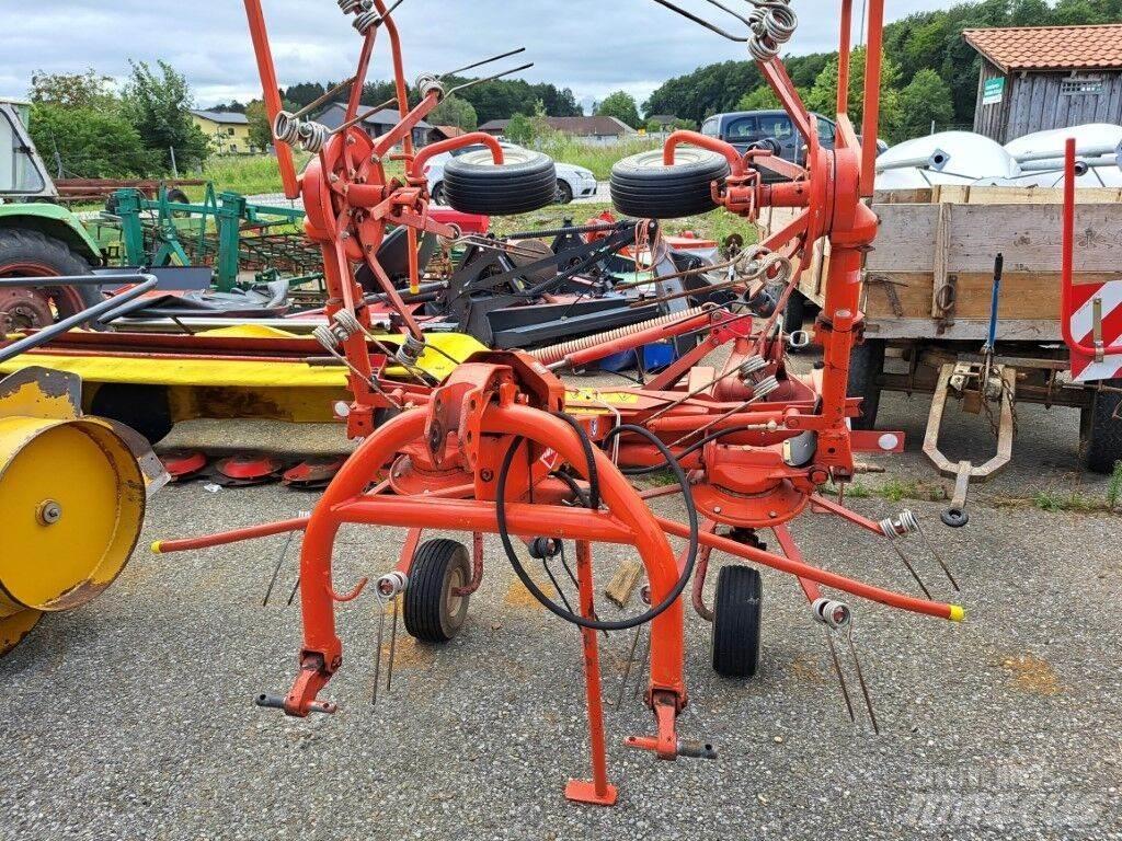 Kuhn GF 4201 HM Kreiselheuer/-wender