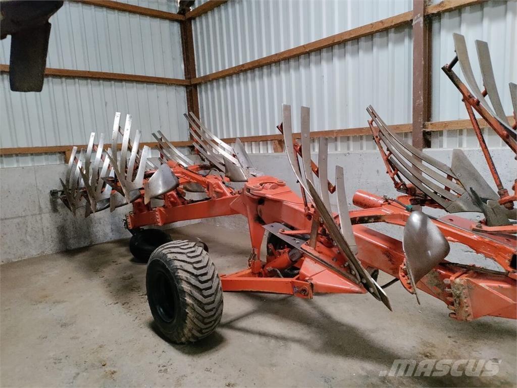 Kühne Manager 8 NSH Konventionelle Pflüge