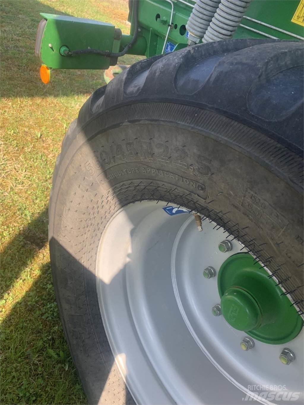 McHale V6750 Rundballenpressen