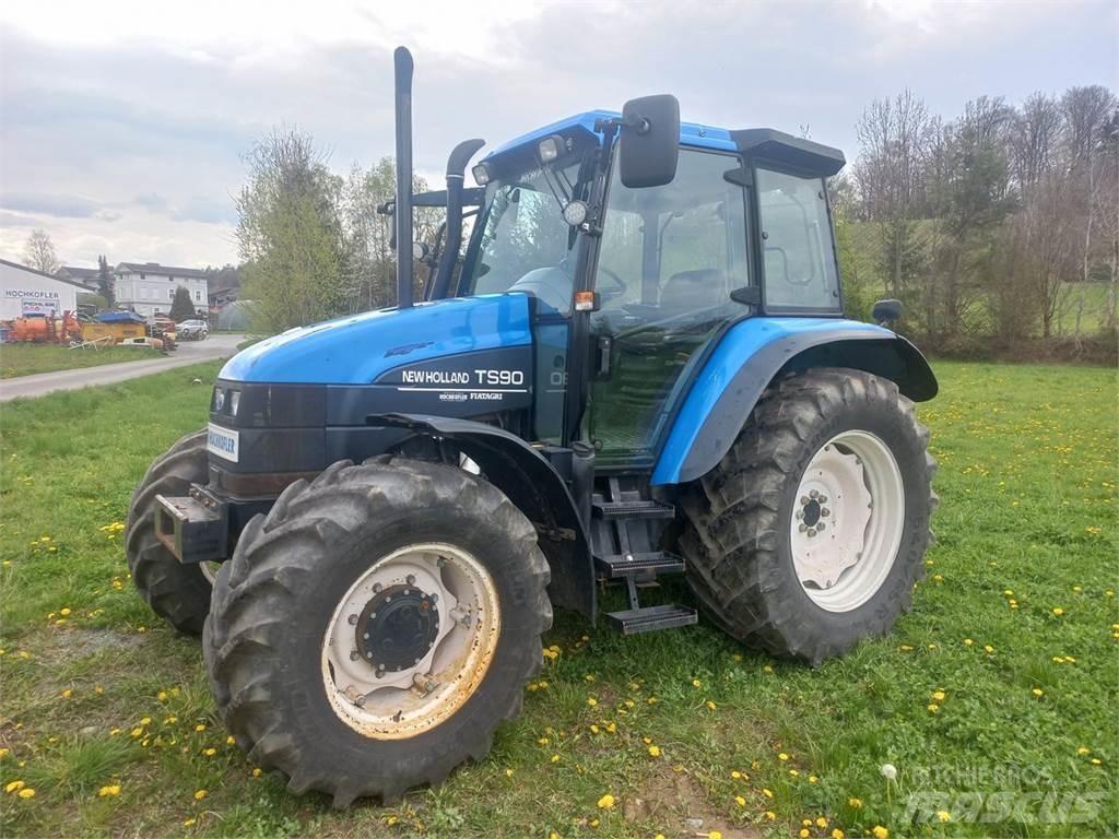 New Holland TS90 Traktoren