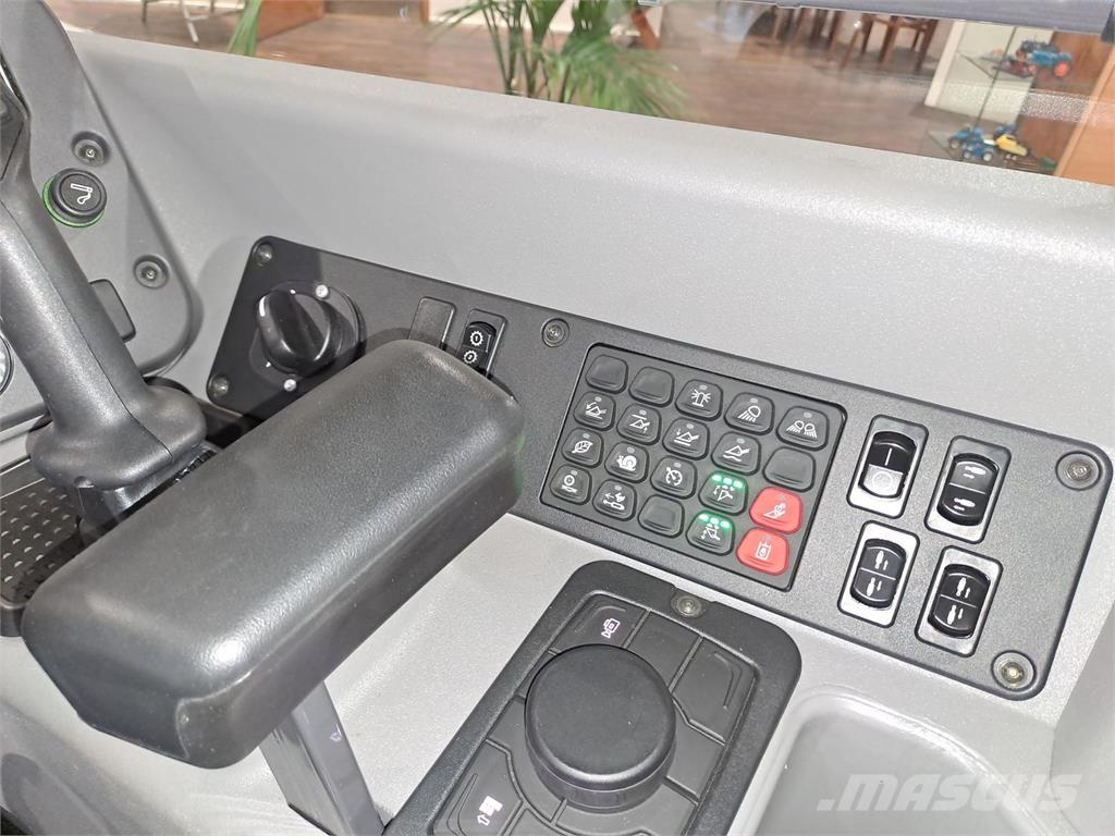 New Holland W 80 C Radlader