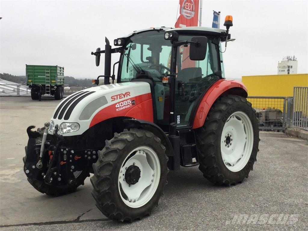 Steyr 4085 Kompakt Traktoren