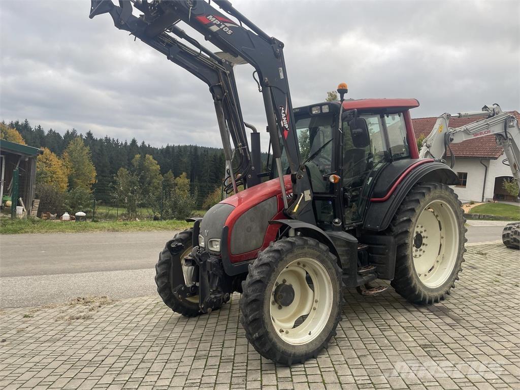 Valtra N 92 H Traktoren