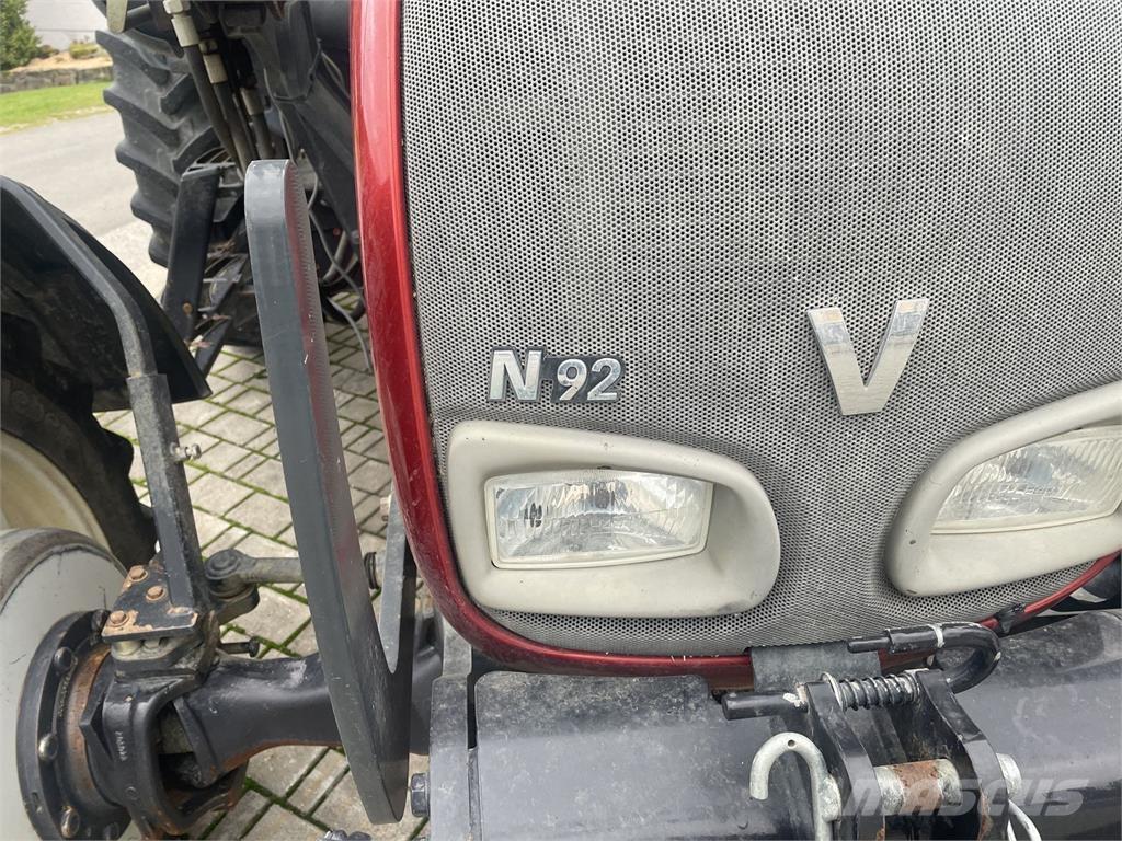 Valtra N 92 H Traktoren