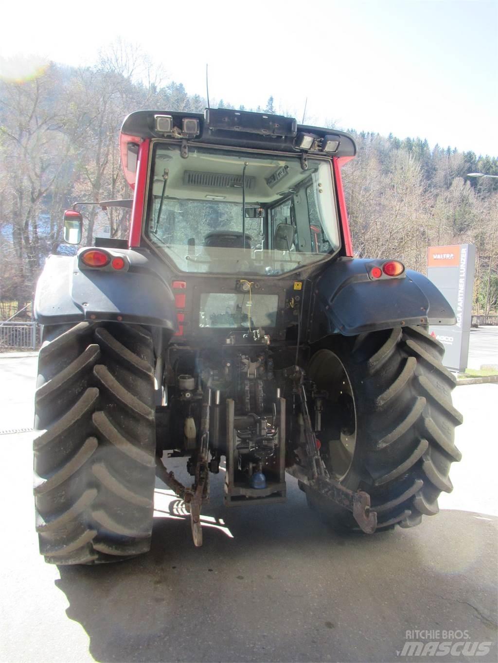 Valtra T 191 HiTech Traktoren