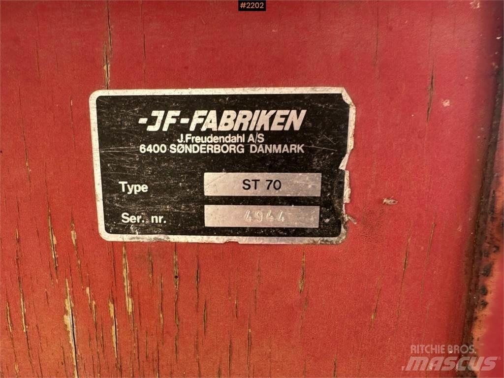 JF ST70 Düngemittelverteiler
