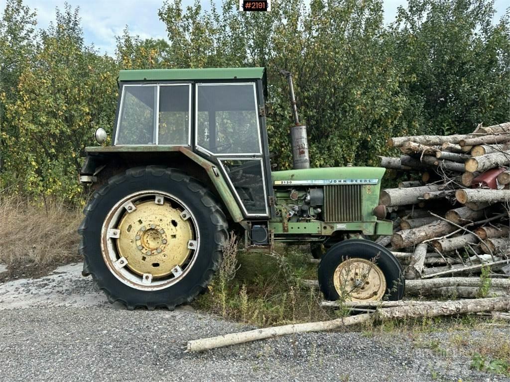 John Deere 2130 Traktoren
