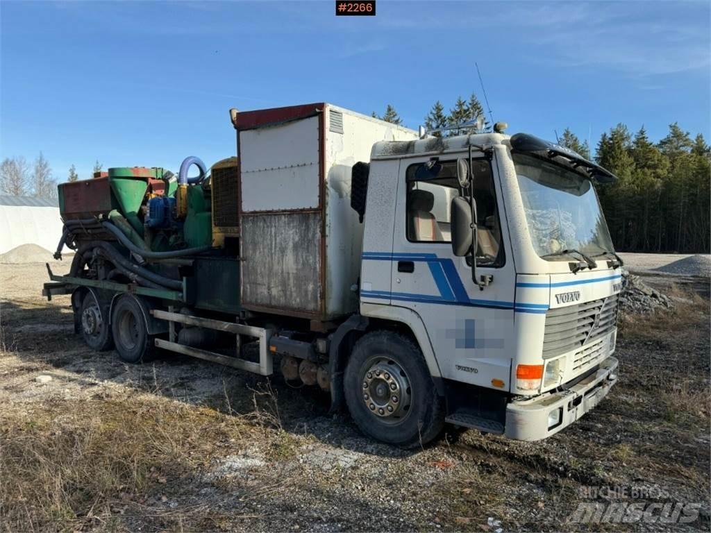 Volvo FL10 Pritschenwagen/Pritschenwagen mit Seitenklappe