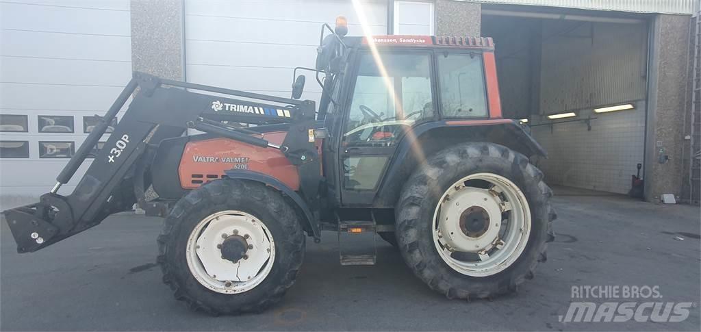 Valtra 6200 Traktoren