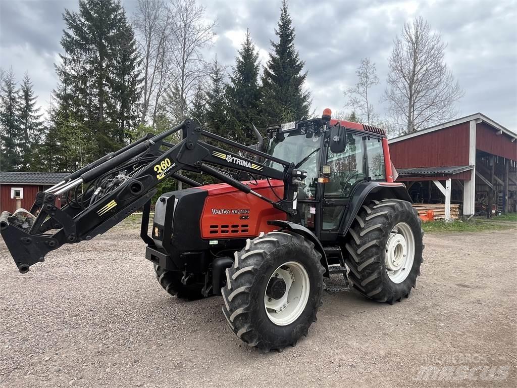 Valtra 6350 Traktoren