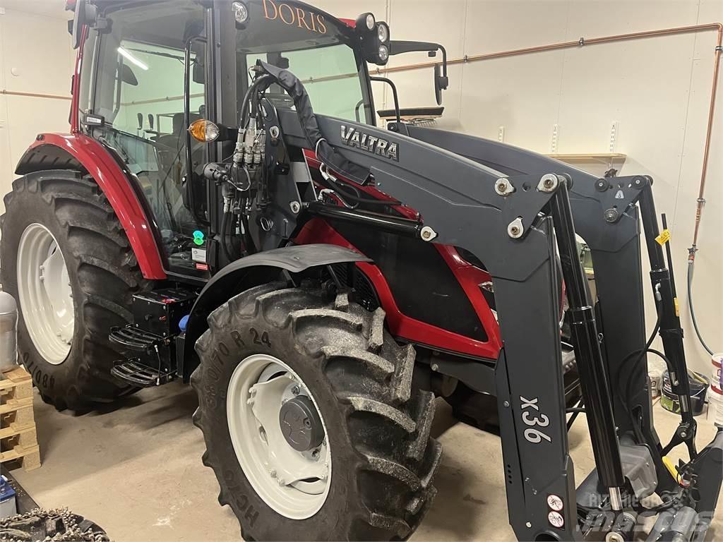 Valtra 75SH Traktoren