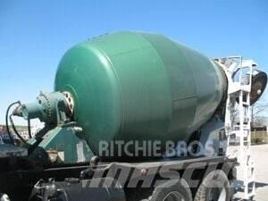 Mack RS686LS Andere Fahrzeuge