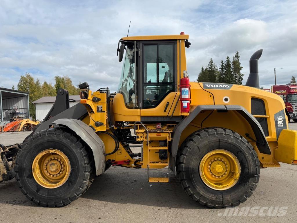 Volvo L90G Radlader