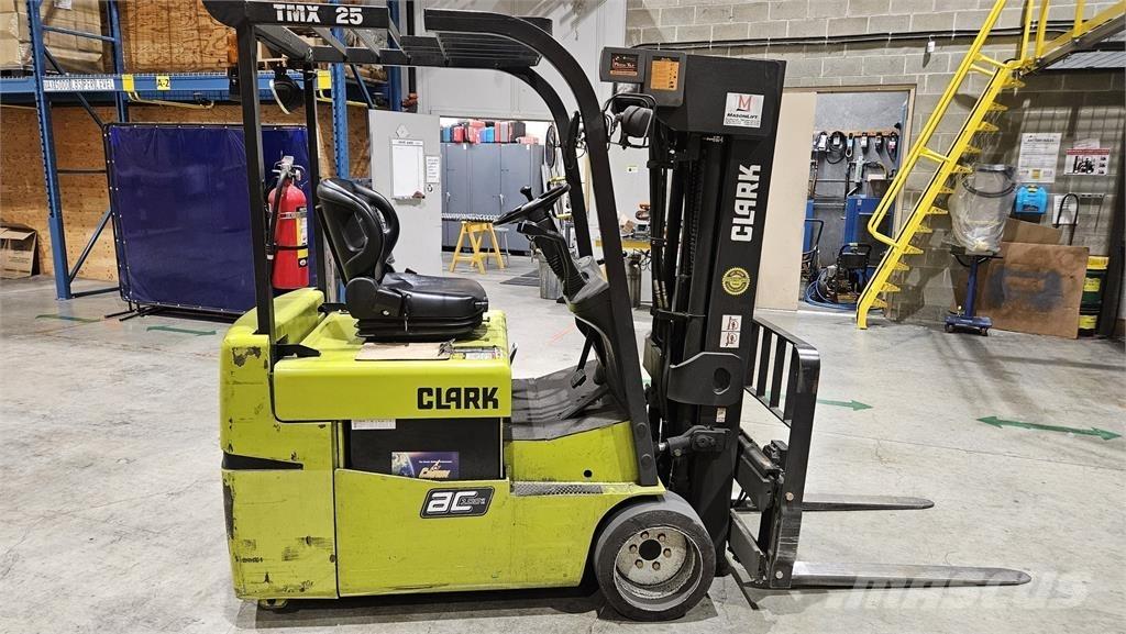 Clark TMX25 Sonstige Baumaschinen