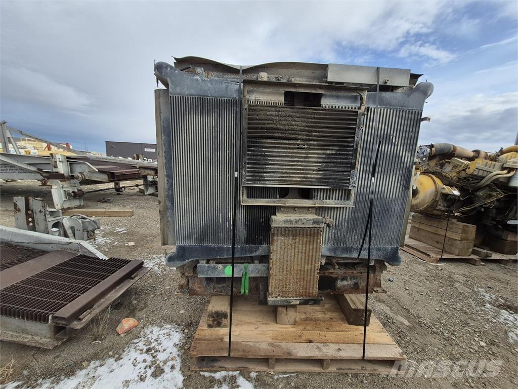 Komatsu  Dumper - Knickgelenk