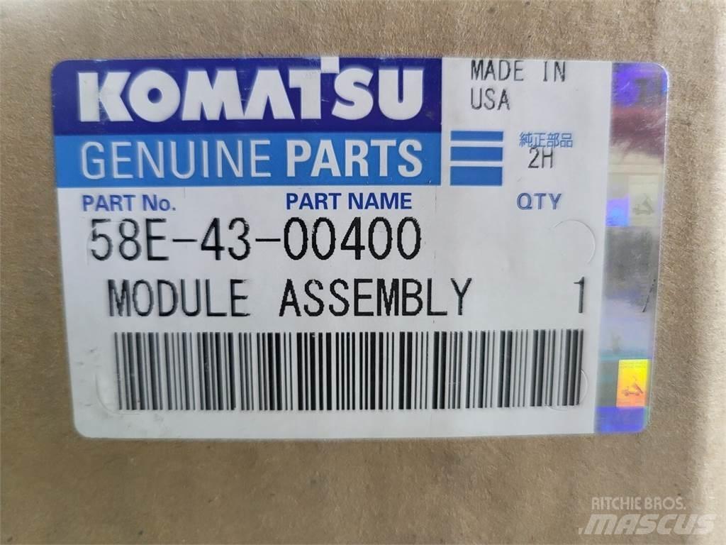 Komatsu 58E-43-00400 Dumper - Knickgelenk