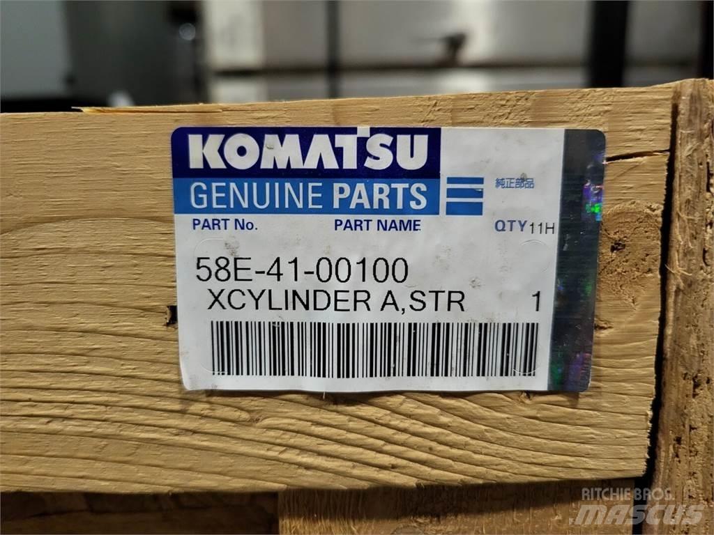 Komatsu EL7952 Dumper - Knickgelenk