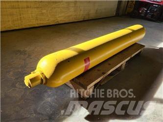 Komatsu PC2733 Dumper - Knickgelenk