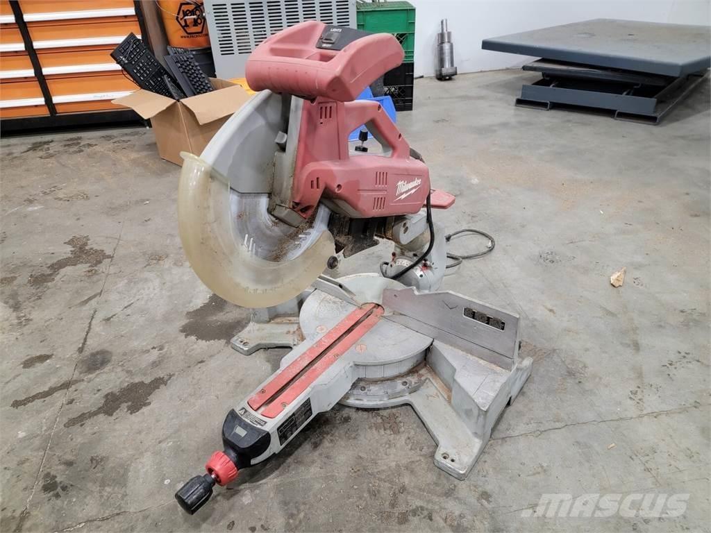 MILWAUKEE 6955-20 Sonstige Baumaschinen