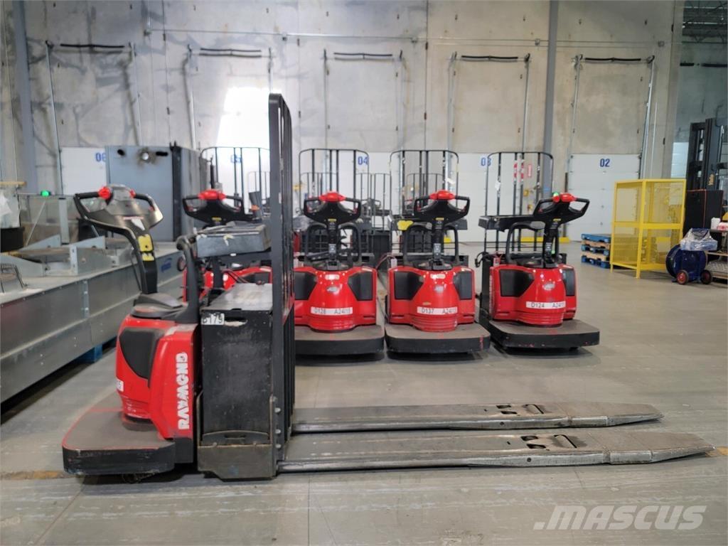 Raymond 8410 Sonstige Baumaschinen