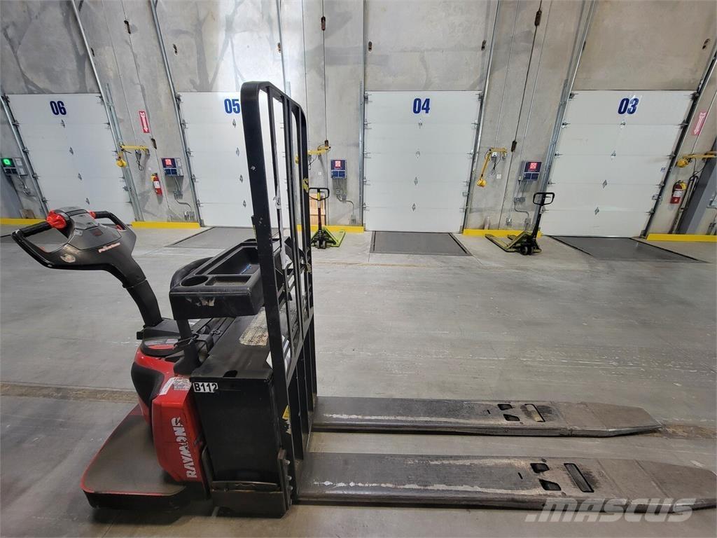 Raymond 8410 Sonstige Baumaschinen