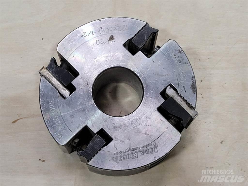 Titan KNIFE H01102022 Sonstige Baumaschinen