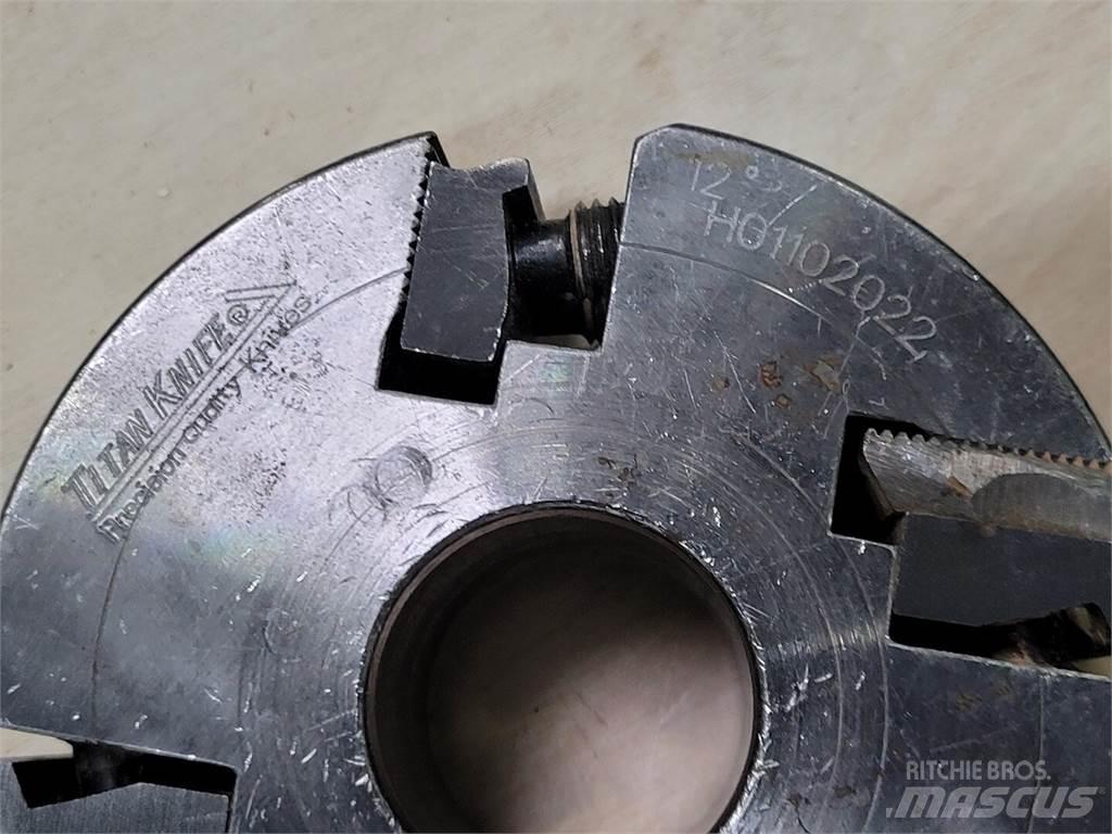 Titan KNIFE H01102022 Sonstige Baumaschinen