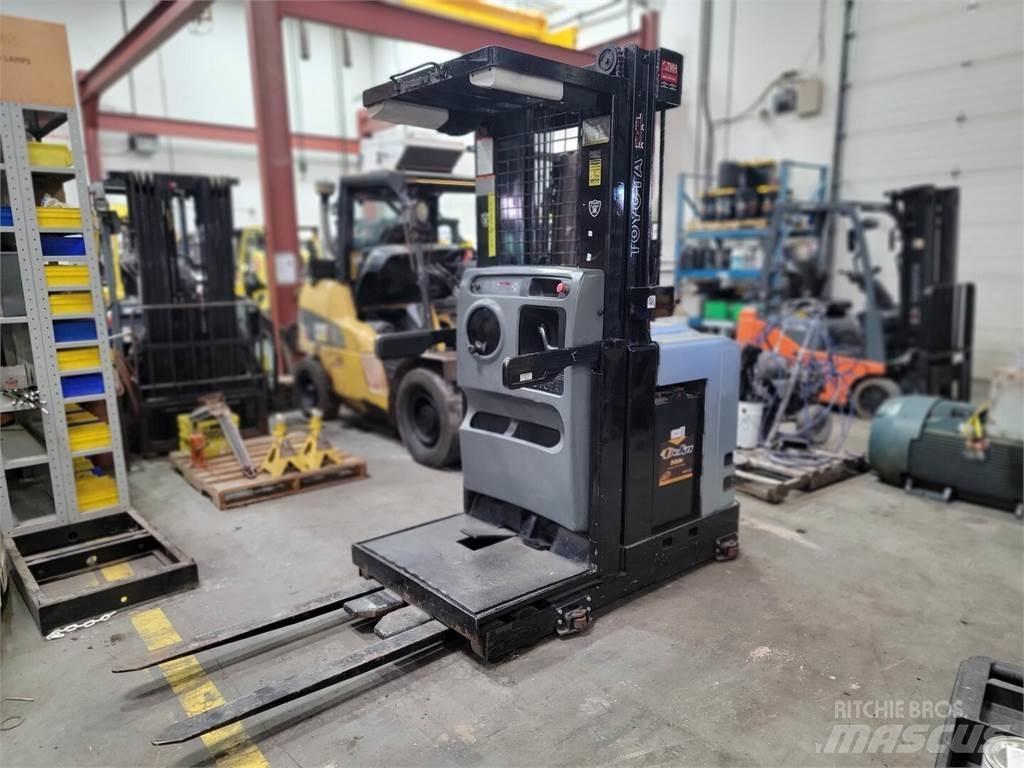 Toyota 6BPU15 Sonstige Baumaschinen