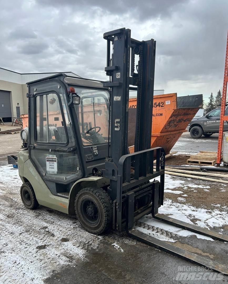 UN Forklift FL25T-JA Sonstige Baumaschinen