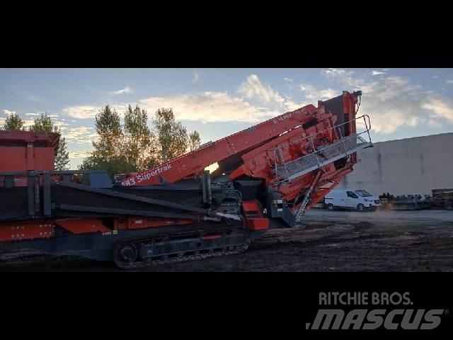 Finlay 683 Sieb- und Brechanlagen