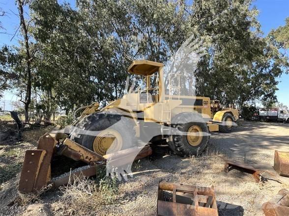 CAT 824C Radlader
