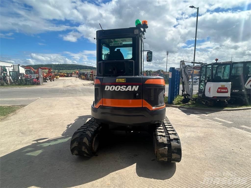 Doosan DX50z Raupenbagger