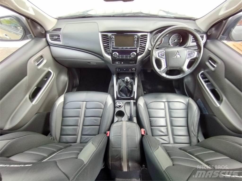 Mitsubishi L200 Sonstige Baumaschinen