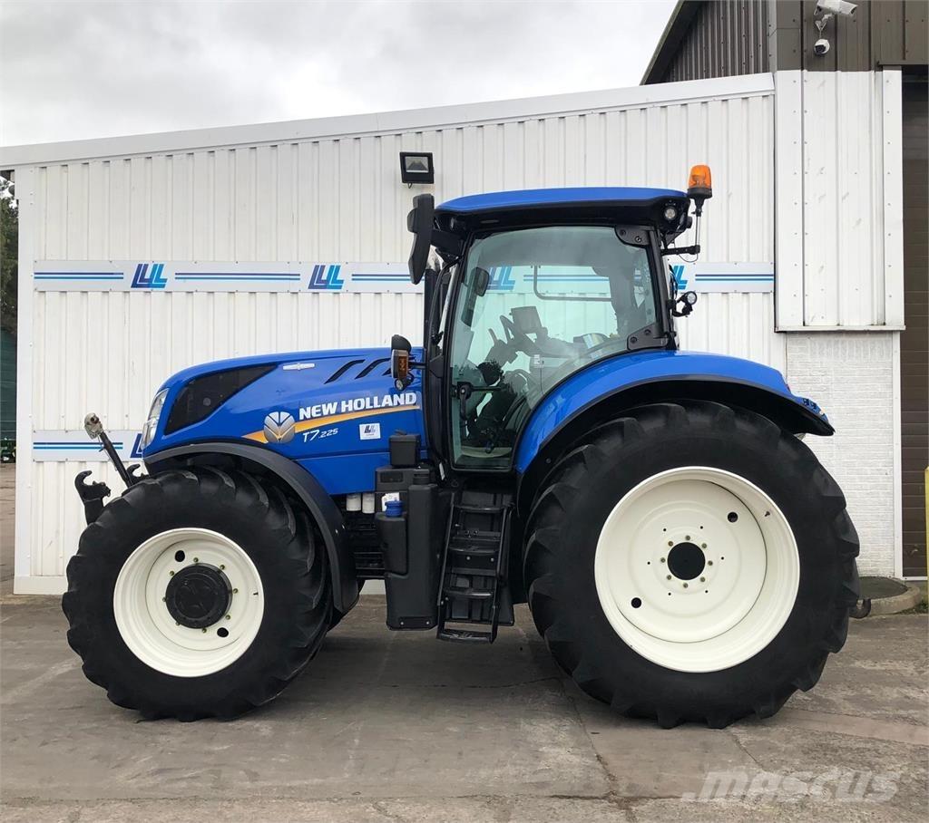 New Holland T7.225 Traktoren